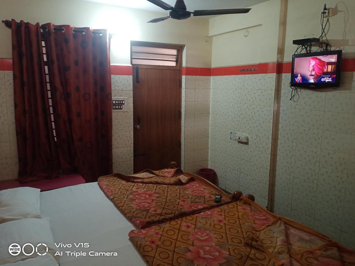 Sharada Kk Residency Villa Mysore Cameră foto